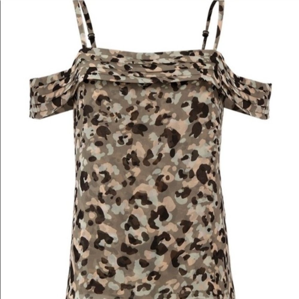 Cabi Tiered Camo Top Size L Style 5360